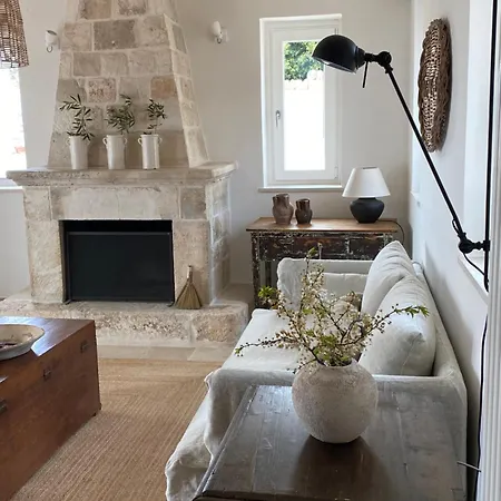 Holiday home Trullo Falco *